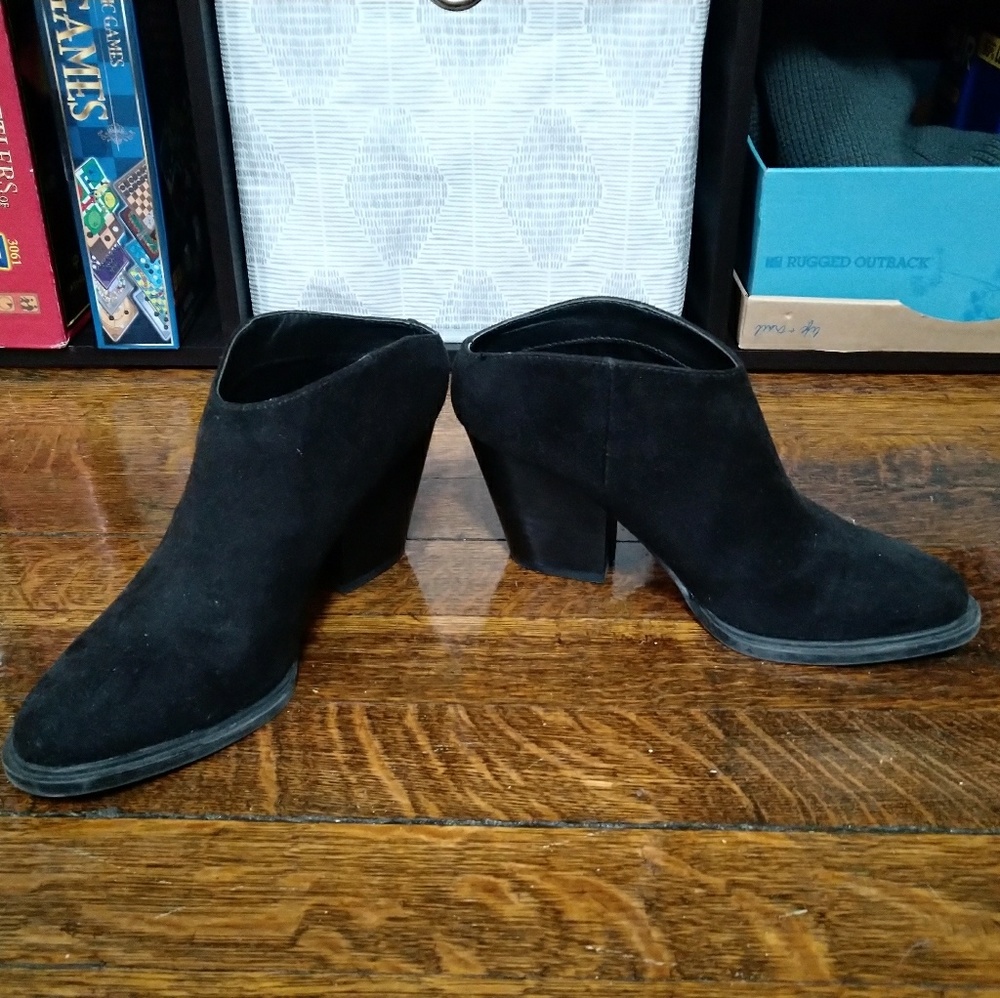 Black booties; 4in heels; very stylish and sturdy